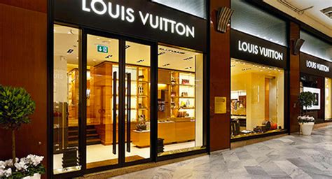 negozio bologna louis vuitton